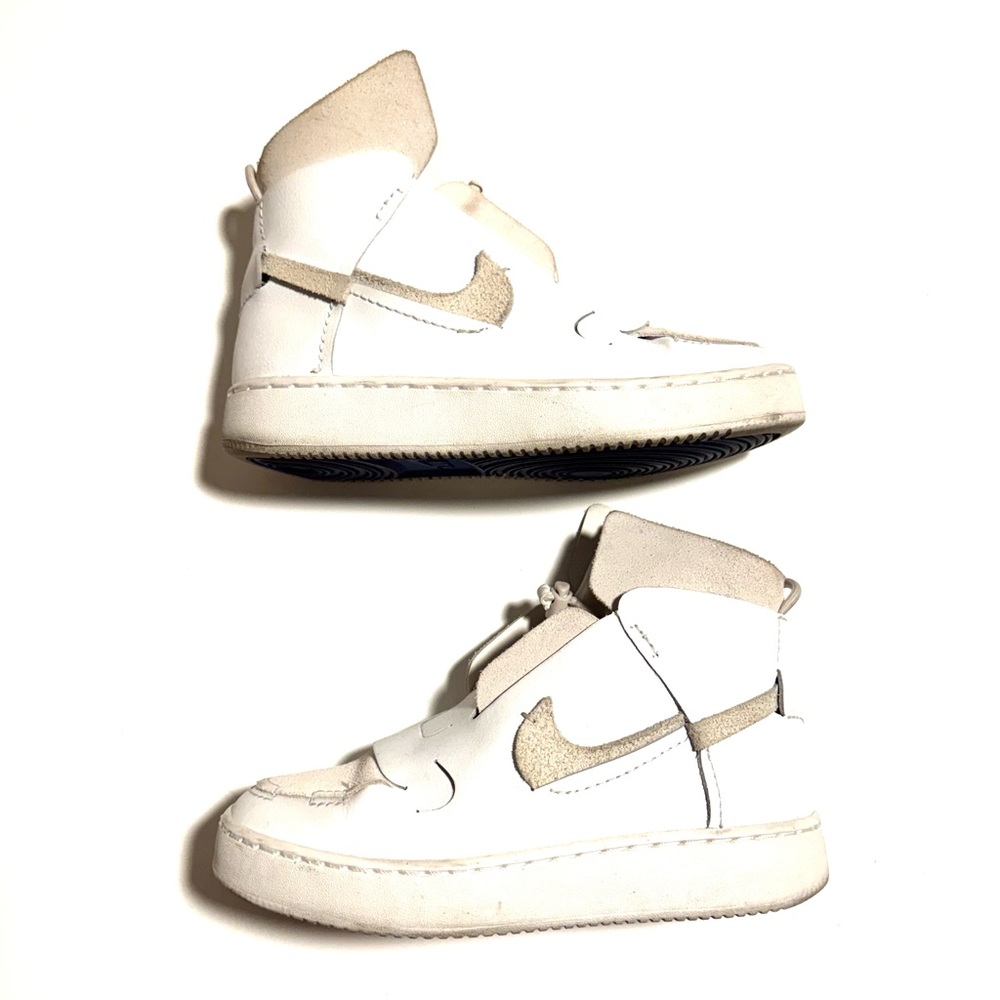♥️ NIKE - Vandalized High Top